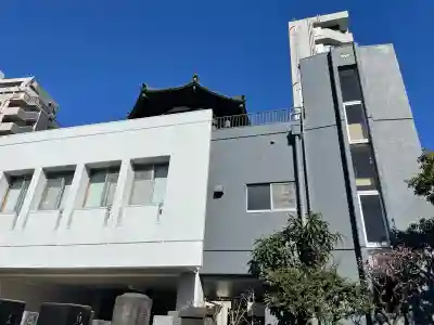 真宗西善寺の{uncategorized: "未分類", other: "その他", undefined: "問題あり", building: "その他建物", grave: "お墓", sacred_gate: "鳥居", guardian: "狛犬", statue: "像", buddha: "仏像", history: "歴史", nature: "自然", garden: "庭園", animal: "動物", pagoda: "塔", temizu: "手水舎", mountain_gate: "山門・神門", sanctuary: "本殿・本堂", subordinate: "末社・摂社", art: "芸術", scenery: "景色", jizo: "地蔵", ema: "絵馬", goshuin: "御朱印", omikuji: "おみくじ", items: "授与品その他", amulet: "お守り", goshuincho: "御朱印帳", eats: "食事", festival: "お祭り", votive_dance: "神楽", shichigosan: "七五三参", wedding: "結婚式", experience: "体験その他", initially: "初詣", around: "周辺", anti_infection: "感染症対策"}