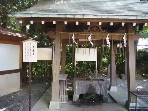 南沢氷川神社の手水舎