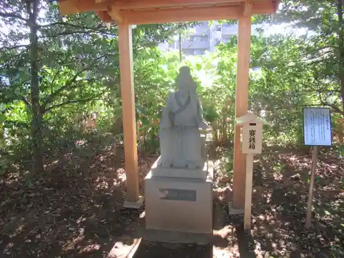 川越八幡宮の像