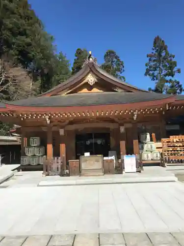 高麗神社の本殿