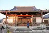 慈恩寺の本殿・本堂