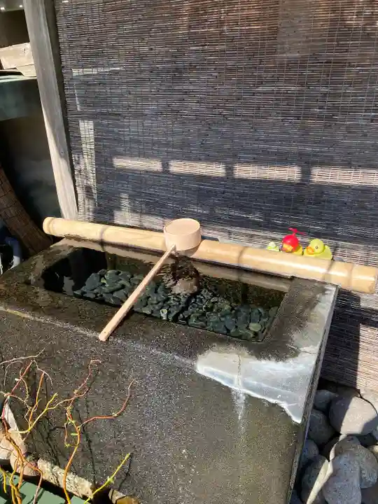 上尾御嶽神社の手水舎