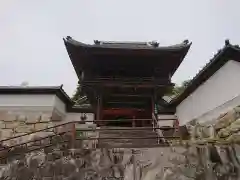 高徳寺の山門