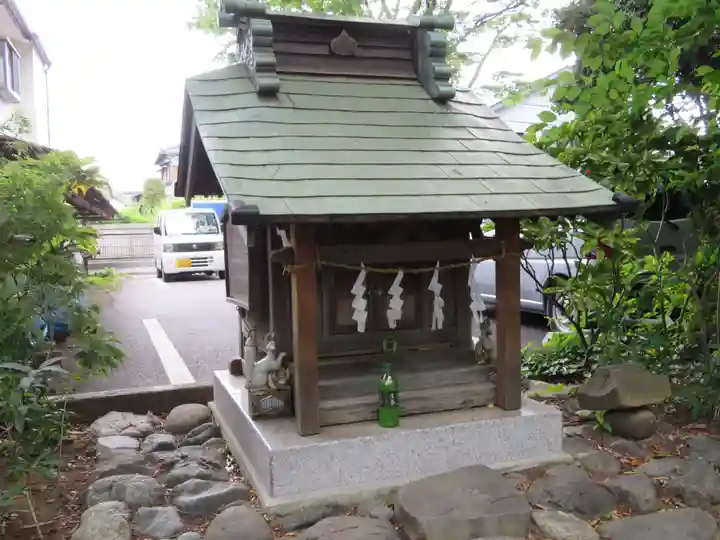 前鳥神社の末社・摂社