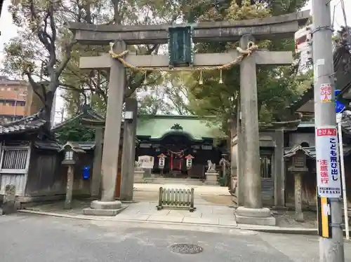 海老江八坂神社の鳥居