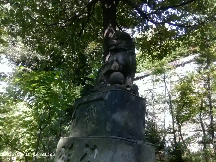 西向天神社の{uncategorized: "未分類", other: "その他", undefined: "問題あり", building: "その他建物", grave: "お墓", sacred_gate: "鳥居", guardian: "狛犬", statue: "像", buddha: "仏像", history: "歴史", nature: "自然", garden: "庭園", animal: "動物", pagoda: "塔", temizu: "手水舎", mountain_gate: "山門・神門", sanctuary: "本殿・本堂", subordinate: "末社・摂社", art: "芸術", scenery: "景色", jizo: "地蔵", ema: "絵馬", goshuin: "御朱印", omikuji: "おみくじ", items: "授与品その他", amulet: "お守り", goshuincho: "御朱印帳", eats: "食事", festival: "お祭り", votive_dance: "神楽", shichigosan: "七五三参", wedding: "結婚式", experience: "体験その他", initially: "初詣", around: "周辺", anti_infection: "感染症対策"}