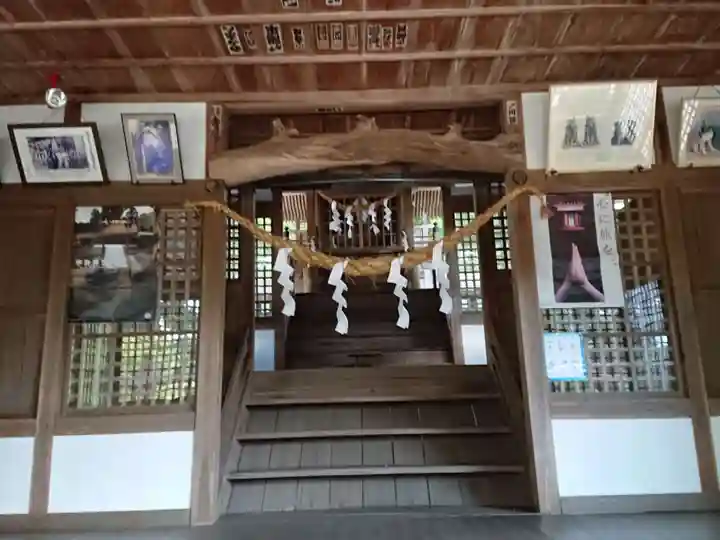 八王子神社の本殿・本堂
