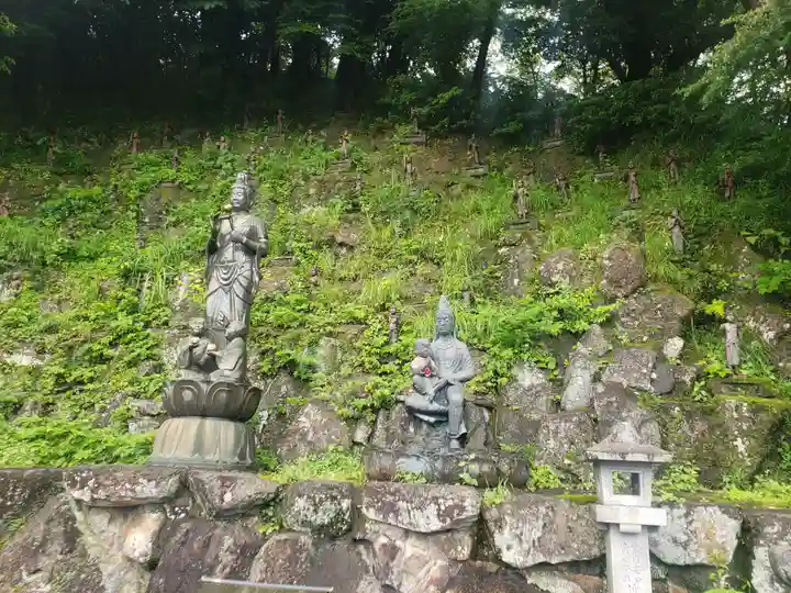 新大佛寺の仏像