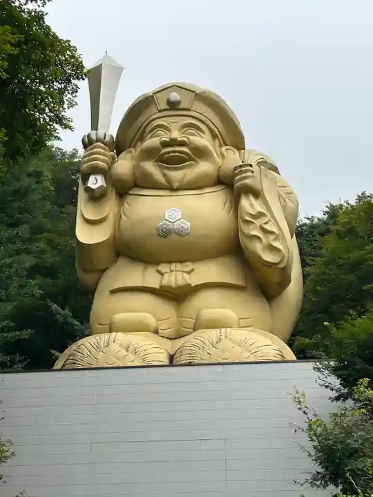 中之嶽神社の像