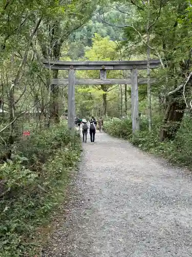 穂高神社奥宮の鳥居