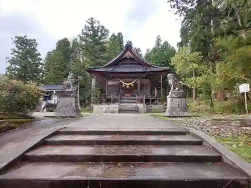 二上射水神社の本殿