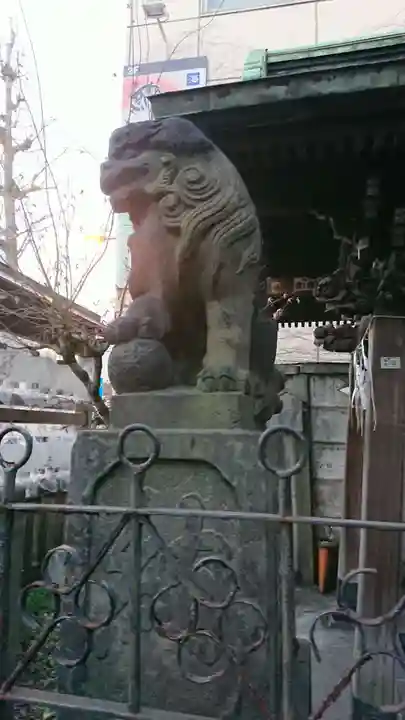 高山稲荷神社(旧鎮座地)の狛犬