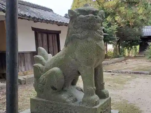 忠海八幡神社の狛犬