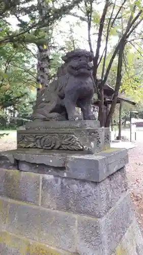 神楽神社の狛犬