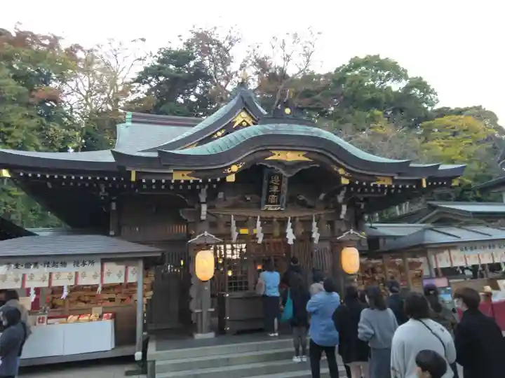 江島神社の本殿・本堂