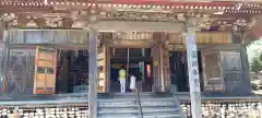 目の霊山　油山寺の本殿