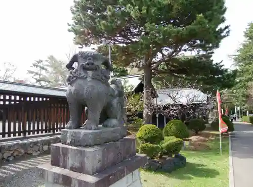 札幌護國神社の狛犬
