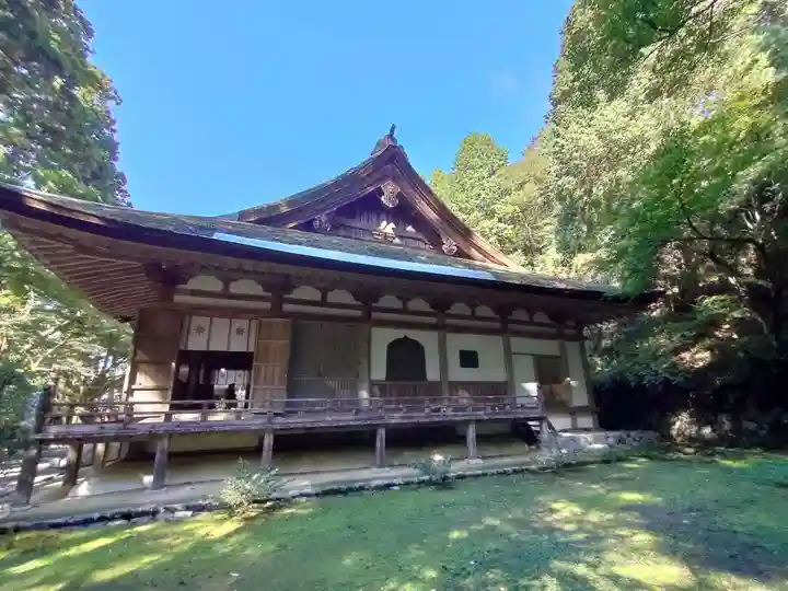 百済寺の本殿・本堂