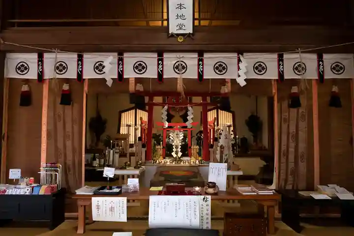 神谷稲荷明神社の本殿・本堂