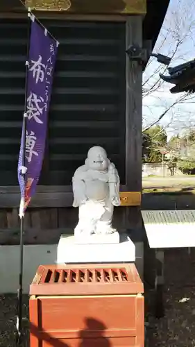 大杉神社の像