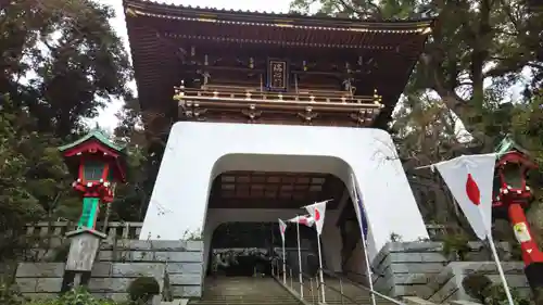江島神社の山門・神門