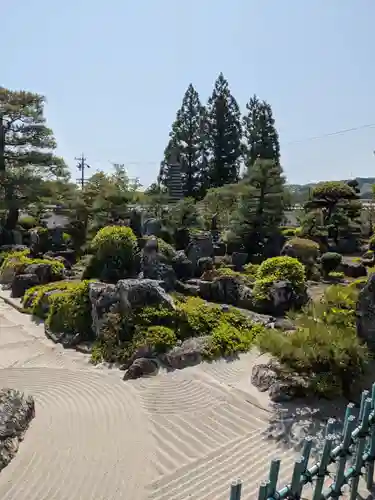 大智山　愚溪寺の庭園