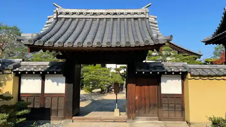 崇福寺の山門・神門