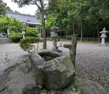 春日神社(南濃町徳田)の{uncategorized: "未分類", other: "その他", undefined: "問題あり", building: "その他建物", grave: "お墓", sacred_gate: "鳥居", guardian: "狛犬", statue: "像", buddha: "仏像", history: "歴史", nature: "自然", garden: "庭園", animal: "動物", pagoda: "塔", temizu: "手水舎", mountain_gate: "山門・神門", sanctuary: "本殿・本堂", subordinate: "末社・摂社", art: "芸術", scenery: "景色", jizo: "地蔵", ema: "絵馬", goshuin: "御朱印", omikuji: "おみくじ", items: "授与品その他", amulet: "お守り", goshuincho: "御朱印帳", eats: "食事", festival: "お祭り", votive_dance: "神楽", shichigosan: "七五三参", wedding: "結婚式", experience: "体験その他", initially: "初詣", around: "周辺", anti_infection: "感染症対策"}