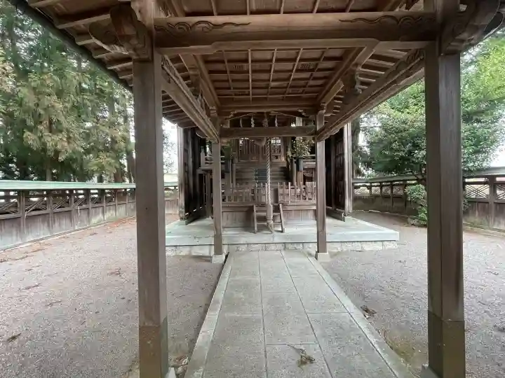 總社神社の{uncategorized: "未分類", other: "その他", undefined: "問題あり", building: "その他建物", grave: "お墓", sacred_gate: "鳥居", guardian: "狛犬", statue: "像", buddha: "仏像", history: "歴史", nature: "自然", garden: "庭園", animal: "動物", pagoda: "塔", temizu: "手水舎", mountain_gate: "山門・神門", sanctuary: "本殿・本堂", subordinate: "末社・摂社", art: "芸術", scenery: "景色", jizo: "地蔵", ema: "絵馬", goshuin: "御朱印", omikuji: "おみくじ", items: "授与品その他", amulet: "お守り", goshuincho: "御朱印帳", eats: "食事", festival: "お祭り", votive_dance: "神楽", shichigosan: "七五三参", wedding: "結婚式", experience: "体験その他", initially: "初詣", around: "周辺", anti_infection: "感染症対策"}