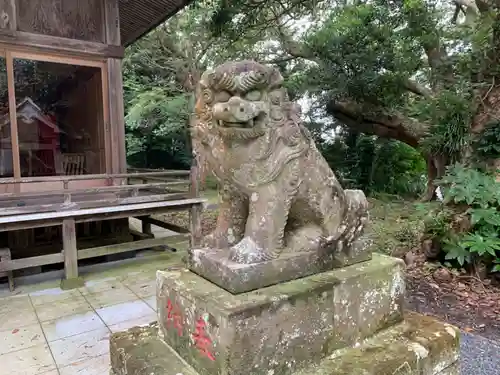 遠見岬神社の狛犬