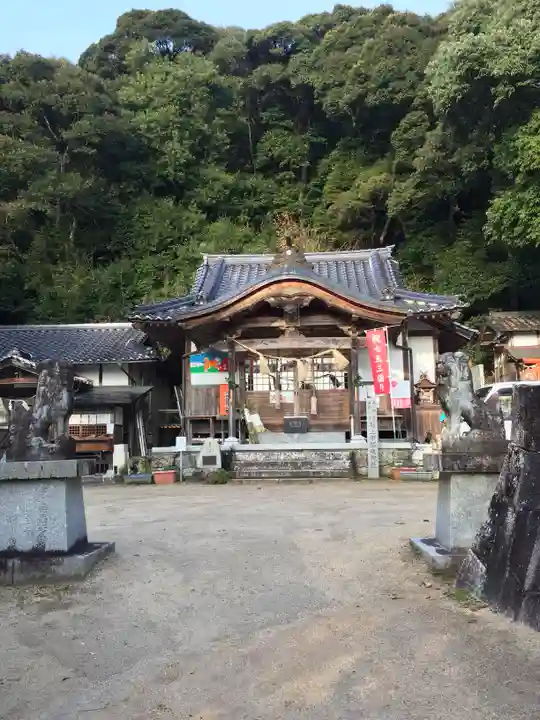 石上布都魂神社(岡山県)