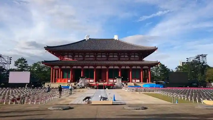 興福寺の本殿・本堂