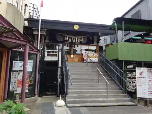 菊名神社の本殿・本堂