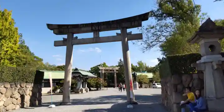 豊國神社の鳥居