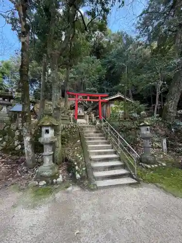 玉作湯神社の{uncategorized: "未分類", other: "その他", undefined: "問題あり", building: "その他建物", grave: "お墓", sacred_gate: "鳥居", guardian: "狛犬", statue: "像", buddha: "仏像", history: "歴史", nature: "自然", garden: "庭園", animal: "動物", pagoda: "塔", temizu: "手水舎", mountain_gate: "山門・神門", sanctuary: "本殿・本堂", subordinate: "末社・摂社", art: "芸術", scenery: "景色", jizo: "地蔵", ema: "絵馬", goshuin: "御朱印", omikuji: "おみくじ", items: "授与品その他", amulet: "お守り", goshuincho: "御朱印帳", eats: "食事", festival: "お祭り", votive_dance: "神楽", shichigosan: "七五三参", wedding: "結婚式", experience: "体験その他", initially: "初詣", around: "周辺", anti_infection: "感染症対策"}