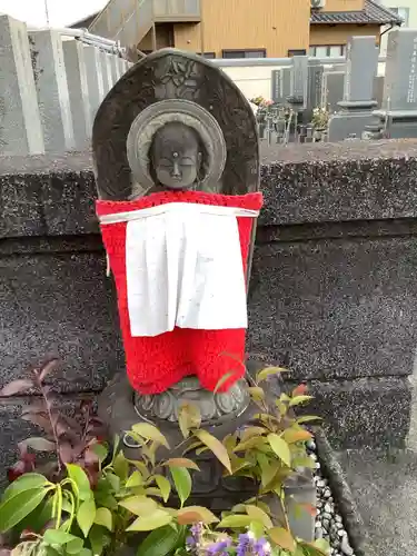 薬師寺（北外山）の地蔵