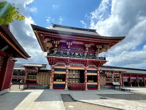 大杉神社の山門