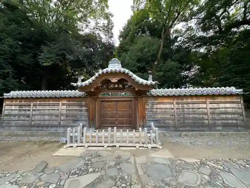 錦春稲荷大明神(東京都)