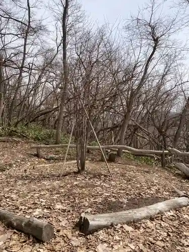 虻田神社の庭園