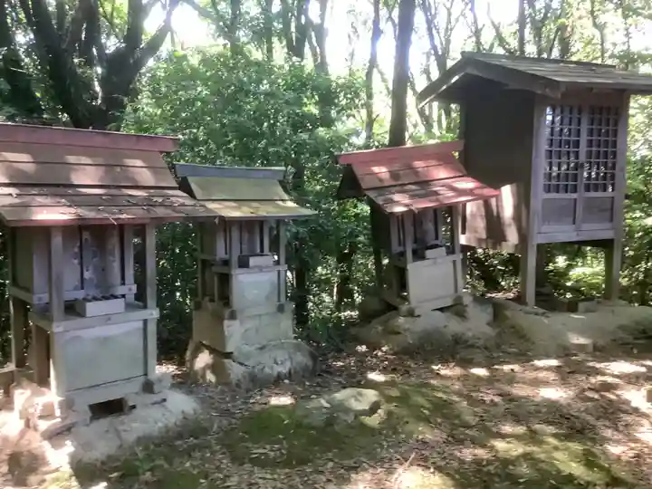 天尾神社の末社・摂社