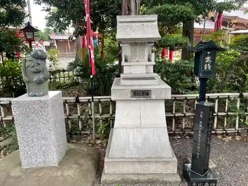 亀ケ池八幡宮の末社・摂社