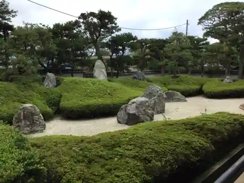 光明寺の庭園