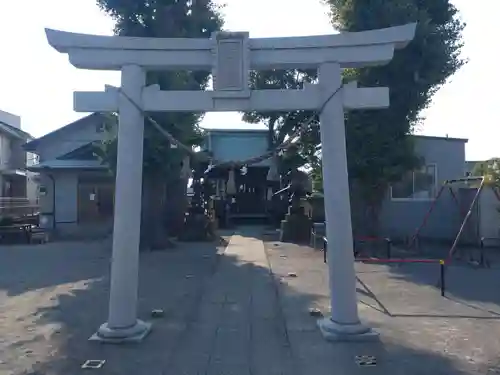 春日神社（下妙典）の鳥居