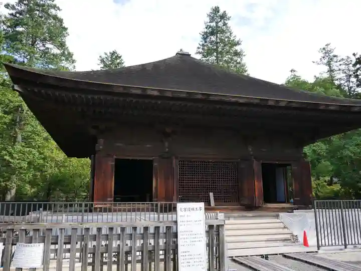 白水阿弥陀堂の本殿・本堂