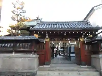 京都ゑびす神社の山門・神門