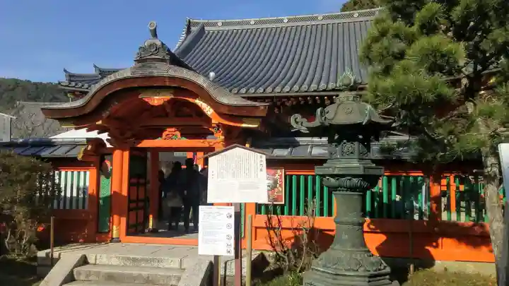 毘沙門堂門跡の本殿・本堂