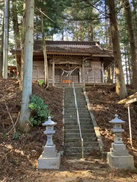 和久稲荷神社の{uncategorized: "未分類", other: "その他", undefined: "問題あり", building: "その他建物", grave: "お墓", sacred_gate: "鳥居", guardian: "狛犬", statue: "像", buddha: "仏像", history: "歴史", nature: "自然", garden: "庭園", animal: "動物", pagoda: "塔", temizu: "手水舎", mountain_gate: "山門・神門", sanctuary: "本殿・本堂", subordinate: "末社・摂社", art: "芸術", scenery: "景色", jizo: "地蔵", ema: "絵馬", goshuin: "御朱印", omikuji: "おみくじ", items: "授与品その他", amulet: "お守り", goshuincho: "御朱印帳", eats: "食事", festival: "お祭り", votive_dance: "神楽", shichigosan: "七五三参", wedding: "結婚式", experience: "体験その他", initially: "初詣", around: "周辺", anti_infection: "感染症対策"}