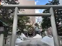 三吉神社の鳥居
