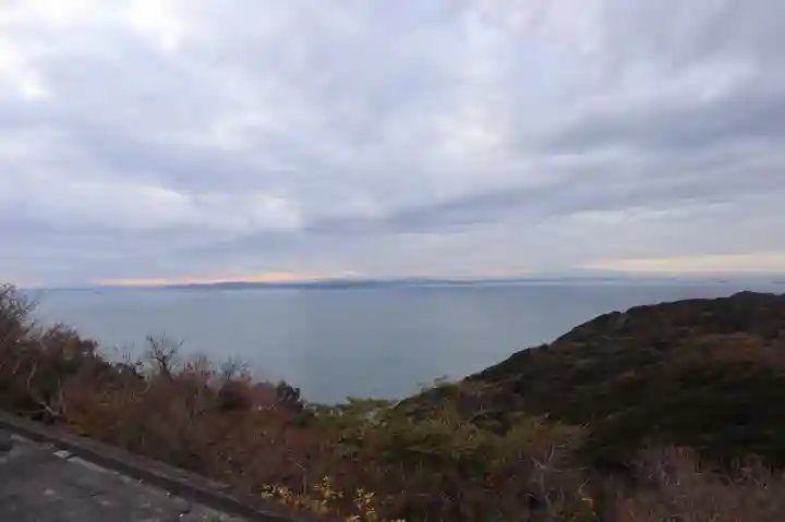 東京湾観音教会の{uncategorized: "未分類", other: "その他", undefined: "問題あり", building: "その他建物", grave: "お墓", sacred_gate: "鳥居", guardian: "狛犬", statue: "像", buddha: "仏像", history: "歴史", nature: "自然", garden: "庭園", animal: "動物", pagoda: "塔", temizu: "手水舎", mountain_gate: "山門・神門", sanctuary: "本殿・本堂", subordinate: "末社・摂社", art: "芸術", scenery: "景色", jizo: "地蔵", ema: "絵馬", goshuin: "御朱印", omikuji: "おみくじ", items: "授与品その他", amulet: "お守り", goshuincho: "御朱印帳", eats: "食事", festival: "お祭り", votive_dance: "神楽", shichigosan: "七五三参", wedding: "結婚式", experience: "体験その他", initially: "初詣", around: "周辺", anti_infection: "感染症対策"}