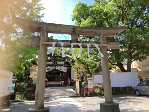 稲毛神社の鳥居